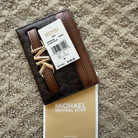New Michael Kors Cardholder case - Picture 3 of 4